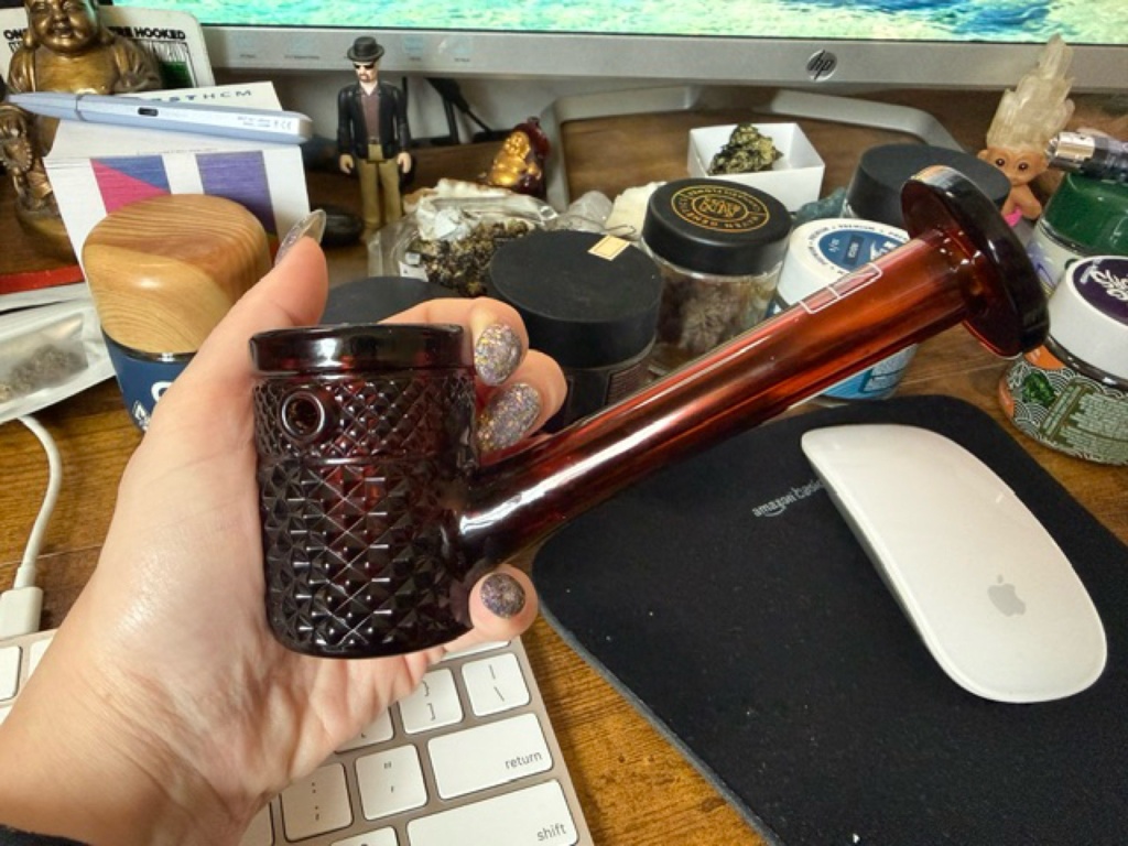 jane west hand pipe 420 gear round up