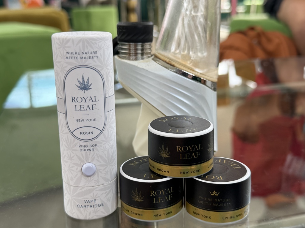 royal leaf vape and oil
